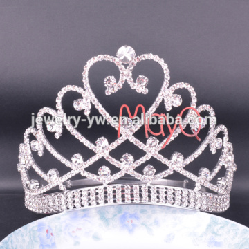 A coroa de cristal grande alta da tiara grande da representação grande do estilo o mais novo